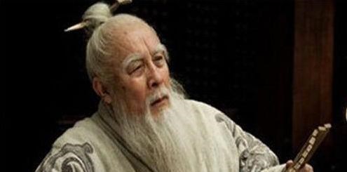 袁天罡|袁天罡奉命斩龙脉,路上给一小男孩看相,看完感叹:还好是个男的