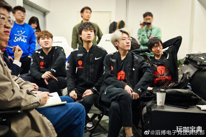 ig|LOL德杯半决赛，TES获胜却引发争议，IG败北却收获意外惊喜！