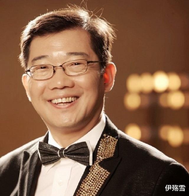 权志龙|他把黄家驹读成“黄家狗”,自以为是幽默,结果断送大好前程