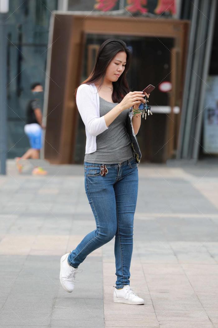 穿衣搭配|实话实说吧,这种裤子白送给别人,都没人敢穿