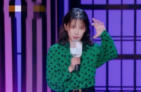 明星|女明星走红毯太拼了！全身涂粉、踩高跷，冬天穿抹胸裙冻到发抖