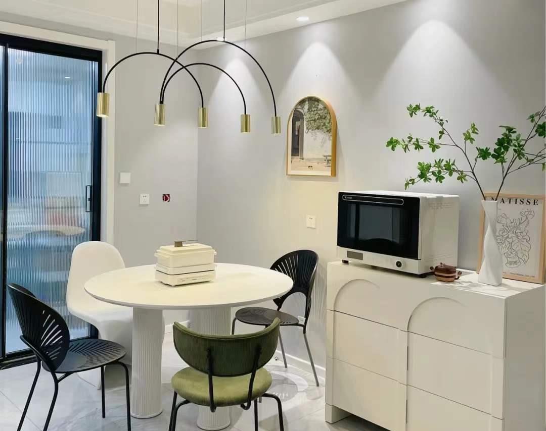 90后小夫妻，拒绝“过度装修”只花费13W，却被邻居吐槽像出租房