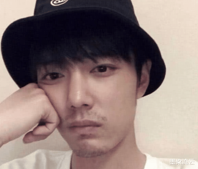 胡歌|男明星留胡子堪比整容，胡歌男人范十足，肖战就像做了整容手术