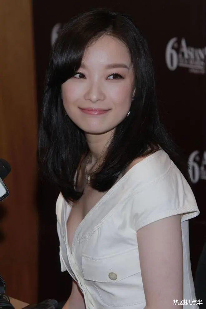 李小萌|从土妞变女神！5位走红后颜值逆袭的女星，红气真的养人！