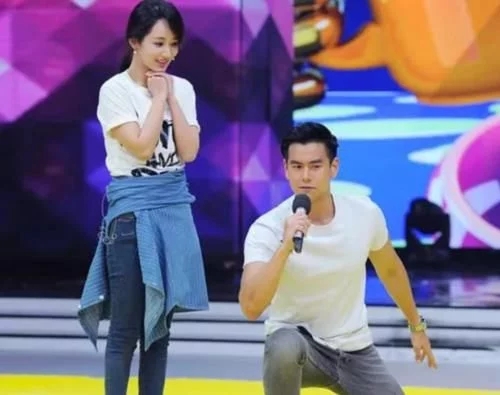 明星|杨紫与张艺兴《向往的生活》打破绯闻，杨紫心中的男神是39岁的他