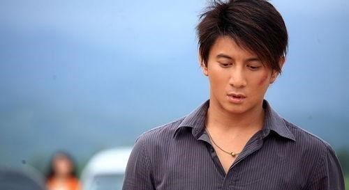 吴奇隆|刘诗诗的黑梗：十年后赡养五个老人！婆家全是“吸血鬼”