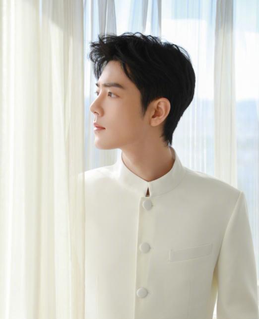 肖战|成龙、肖战激昂合唱《中华力量》，萧敬腾致敬经典歌曲串烧！