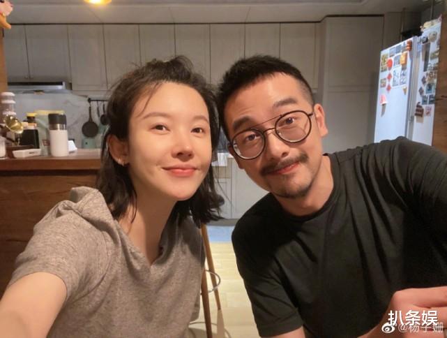 杨子姗|杨子姗官宣怀孕后首晒照，全素颜示人状态好，小V脸超赞