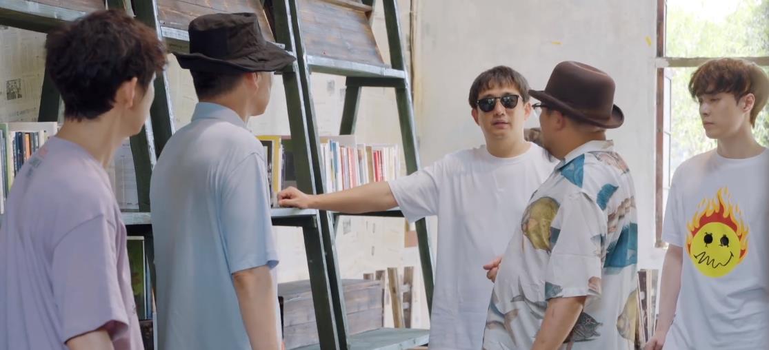 墨墨小午|《向往的生活》预告套路深，想看黄渤？别高兴太早
