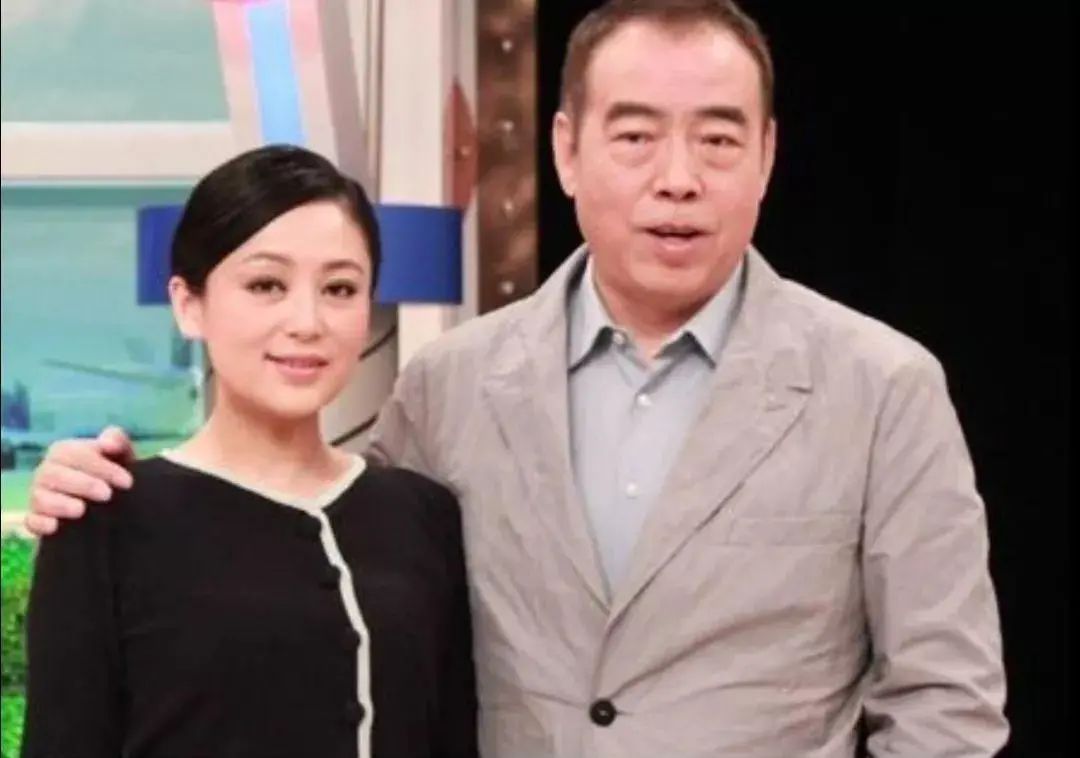 毛阿敏|毛阿敏老公猝死细节曝光！生前压力大爱抽烟，陈凯歌夫妇帮忙治丧