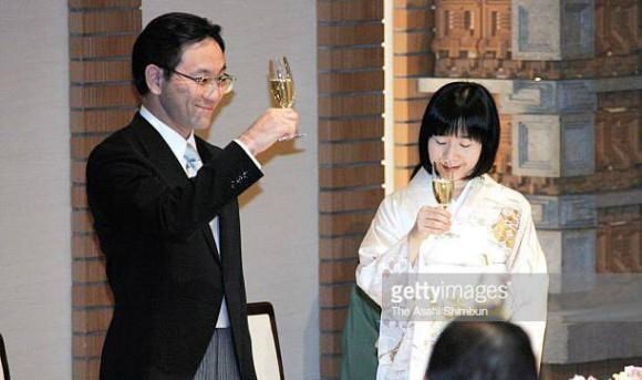 日本皇室|日本皇室子嗣薄弱成传统？16年出嫁4位公主，只有绚子公主生了娃
