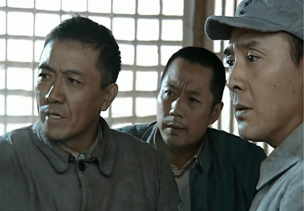 李云龙|丁伟战功不如李云龙，为何李云龙当旅长时，他就已经是纵队司令？