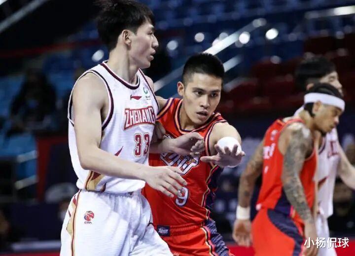北京隊(duì)|央視要直播下午場(chǎng)的CBA比賽，是北京隊(duì)挑戰(zhàn)廣廈隊(duì)的巔峰對(duì)決