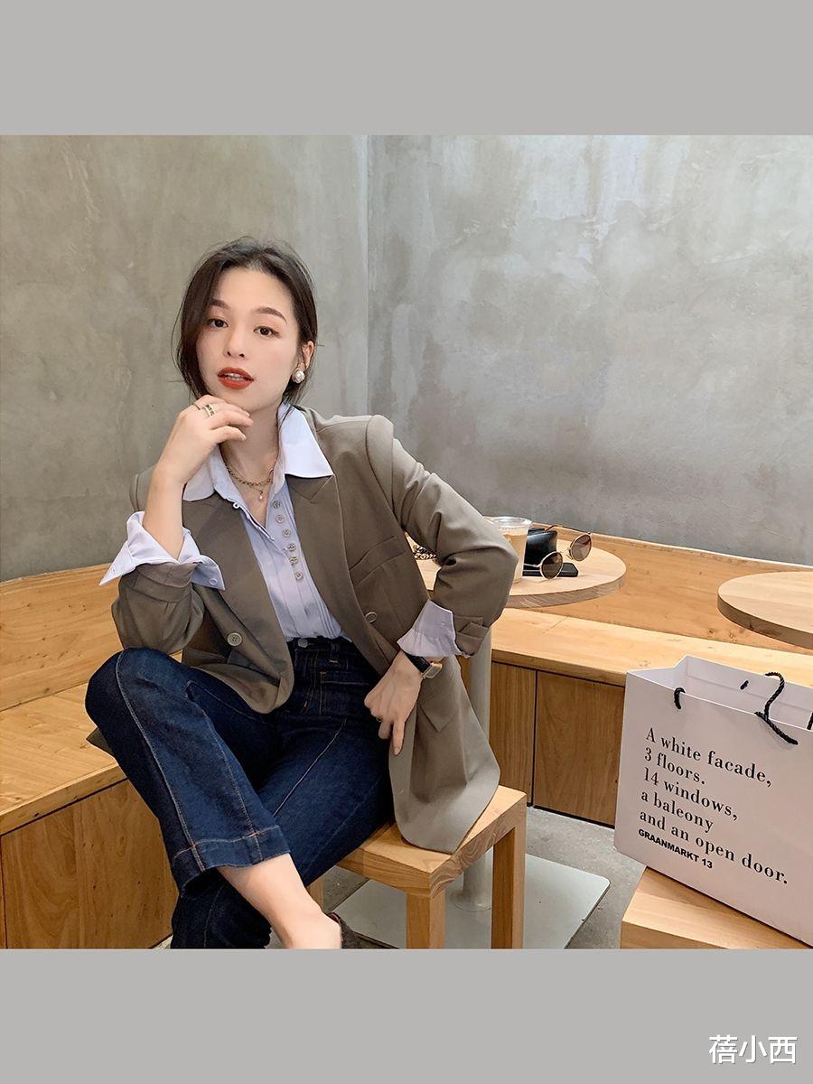 蓓小西|美女的气质之道，精致的穿搭不用繁琐，一件“衬衫”穿出花样造型