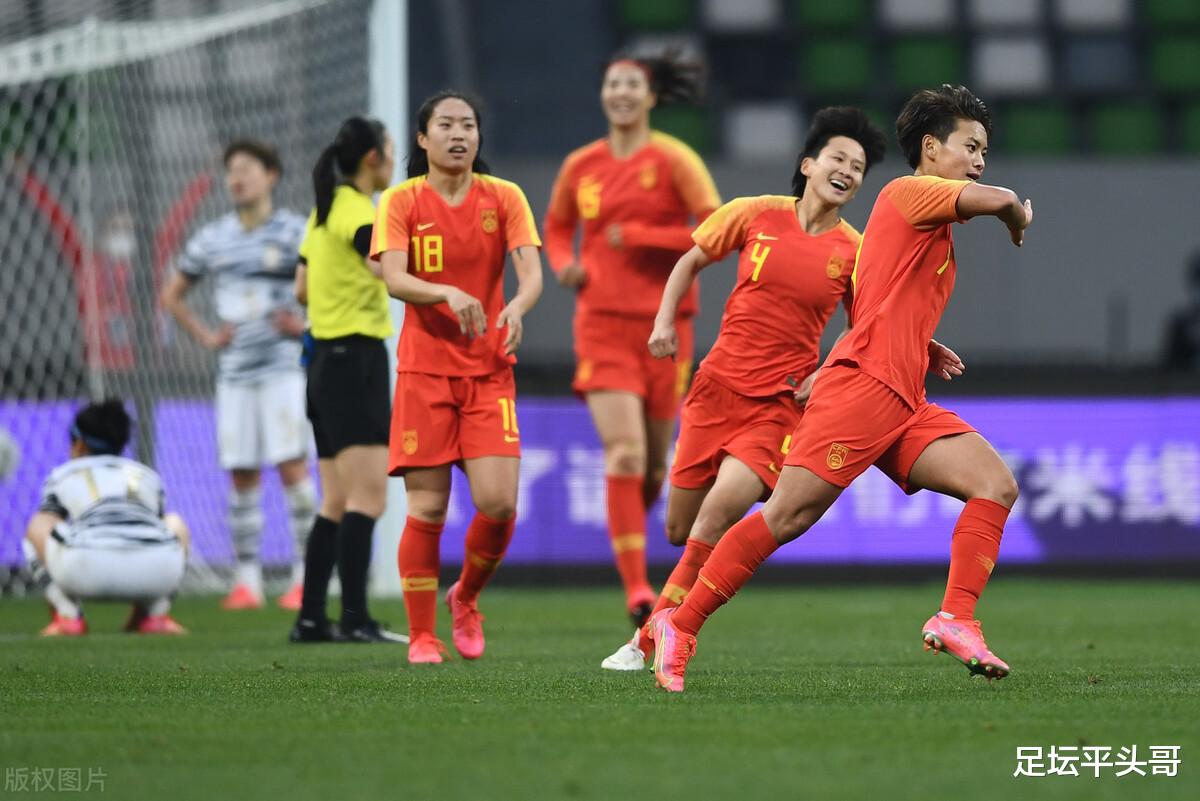 王霜|一传一射！王霜把女足扛进奥运会，贾秀全昔日言论被群嘲！