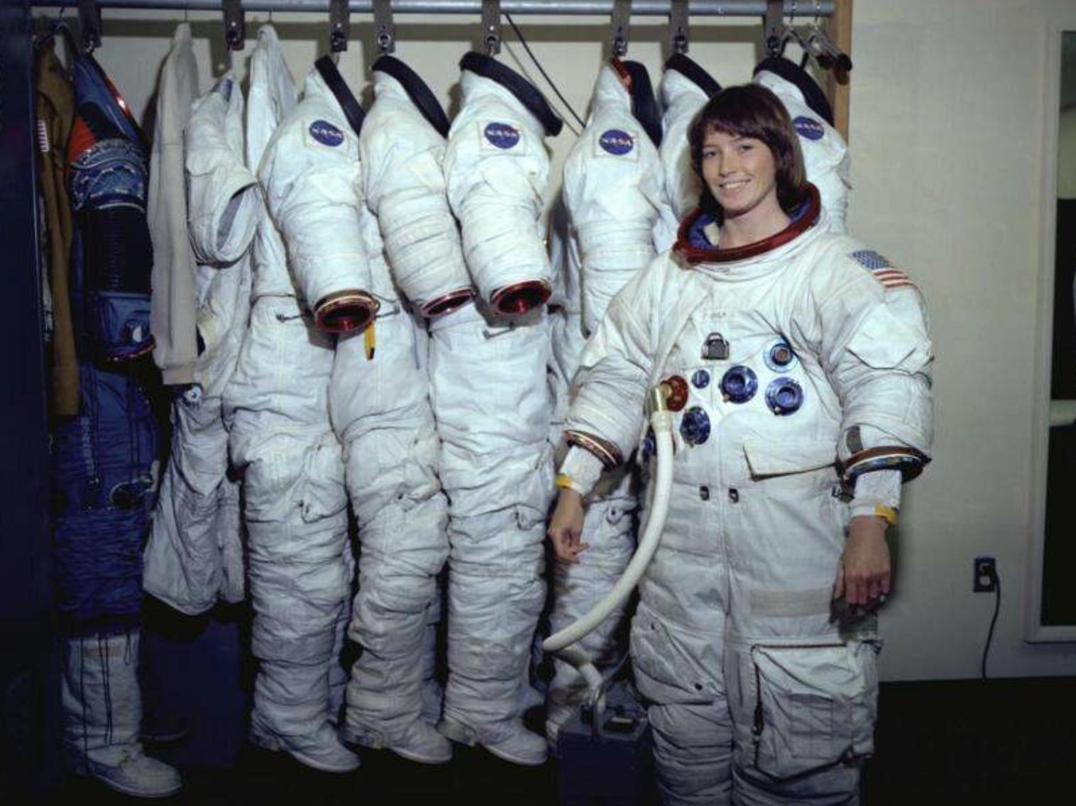 如果宇航员在太空不穿宇航服会怎么样?苏联宇航员40多秒就丧命
