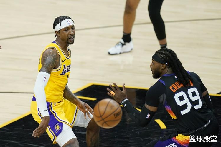 湖人队|太阳完虐湖人！布克+二阵容统治比赛，老詹绝望，佩林卡最大败笔