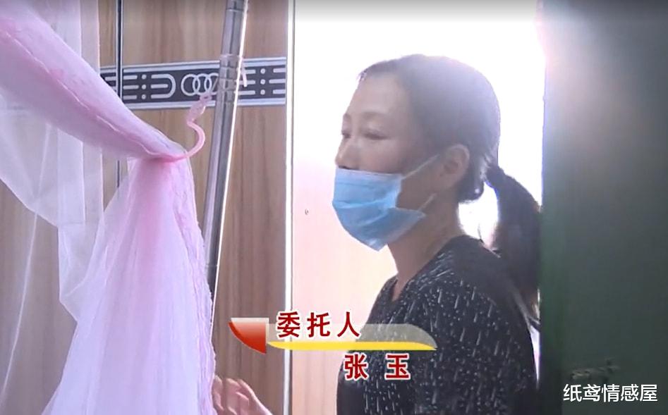 28岁姑娘与矿老板接触一次就怀孕生子,11年没名分,被嫌邋遢懒惰