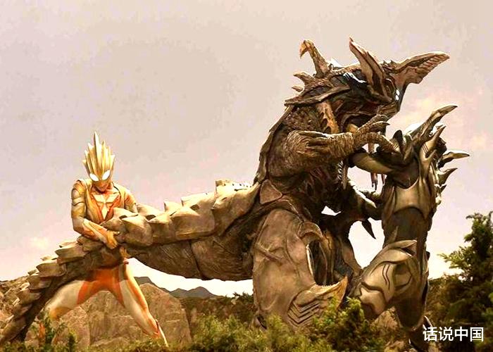 特利迦奥特曼|消灭邪神梅加杰厄后,《特利迦奥特曼》就结束了?精彩部分留到了剧场版!