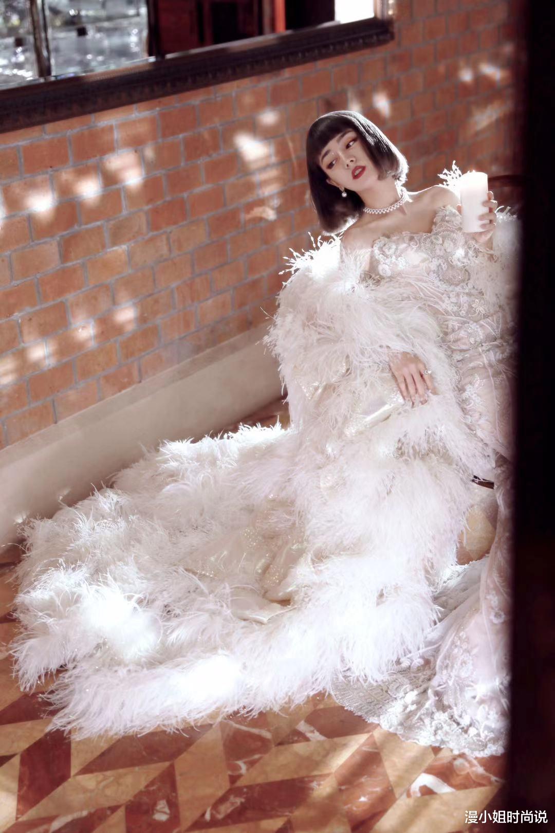 迪丽热巴|迪丽热巴短发造型也忒好看了，搭配纱裙超仙