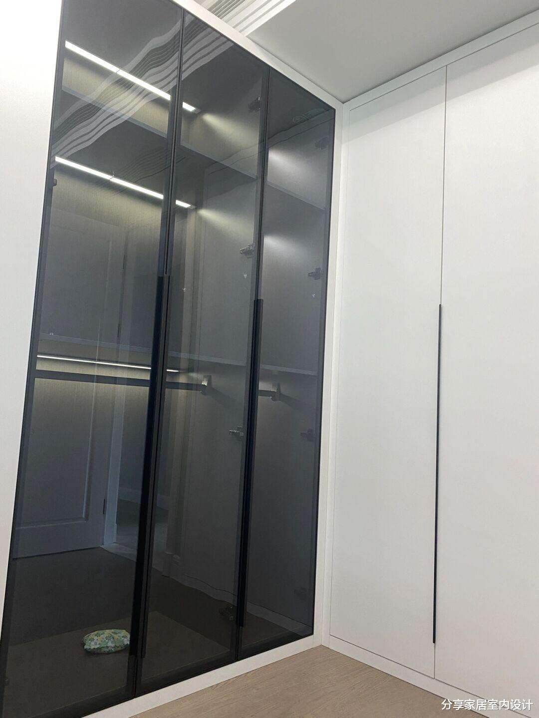 73平新房,全屋简洁又时尚,悬空电视墙很喜欢,以后装修值得参考