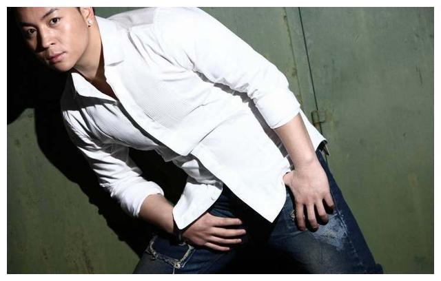 姐姐|释小龙隐藏了20年的身份，向华强都不敢惹，王宝强要行晚辈礼