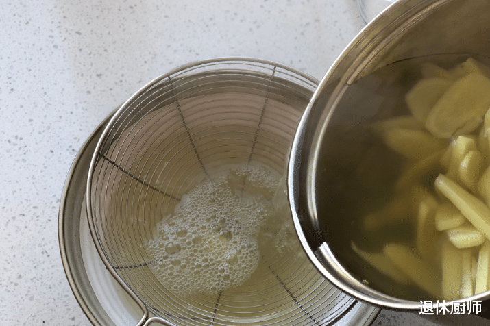 甲状腺结节|夏季少吃黄瓜多吃它,早上吃赛参汤,一天两片,精神一整天