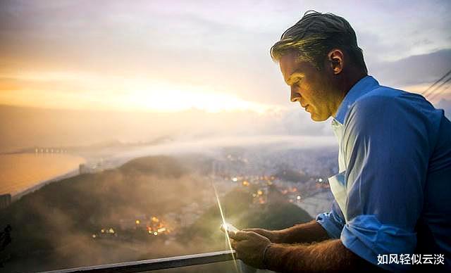 刘备|人在单位，“装傻”是一种大智慧