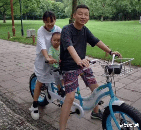 姚策|熊磊晒照怀念姚策，提倡冬至文明祭祀，网友：过糊涂了吧