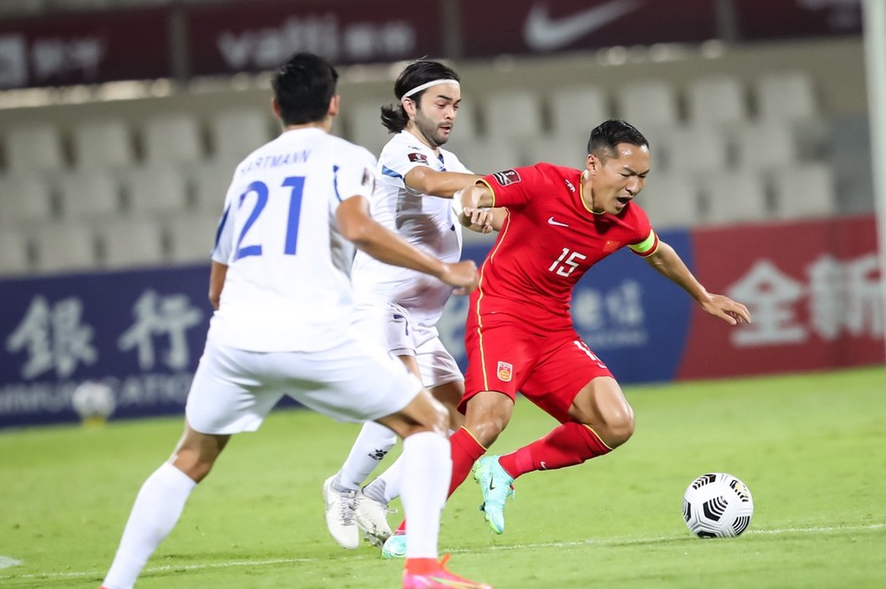 國足|國足球員賽后評分，武磊7.6分不如張稀哲排第3，倒數第1稍顯意外