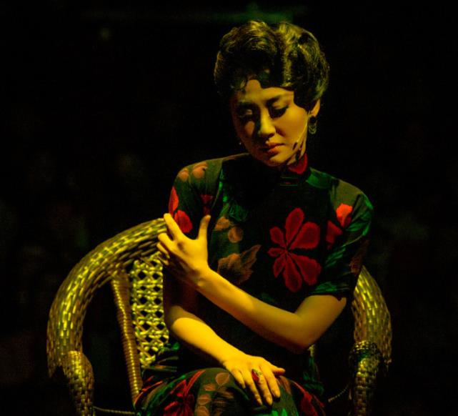 育妈计|有种“人间尤物”叫许晴，在她穿上旗袍后，我立马捂住眼睛