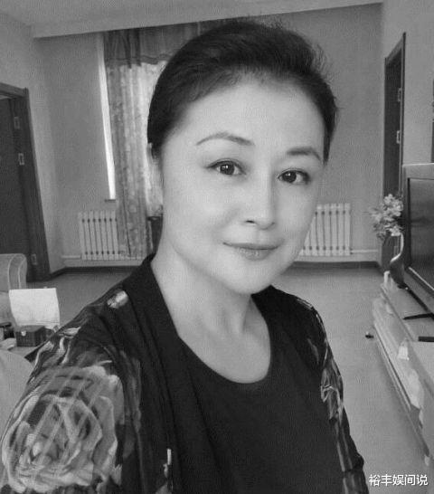 于月仙|于月仙墓地曝光!墓志铭完美概括一生,丈夫痛斥网络造谣者