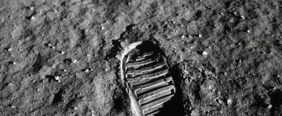 月球 嫦娥五号带回“年轻”样本,且含特殊物质,100吨够人类用一年!