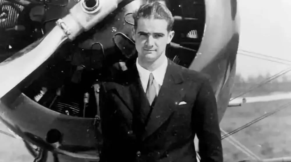 电影|比王思聪都狂妄百倍！世纪第一败家子霍华德，败家20年还是首富？