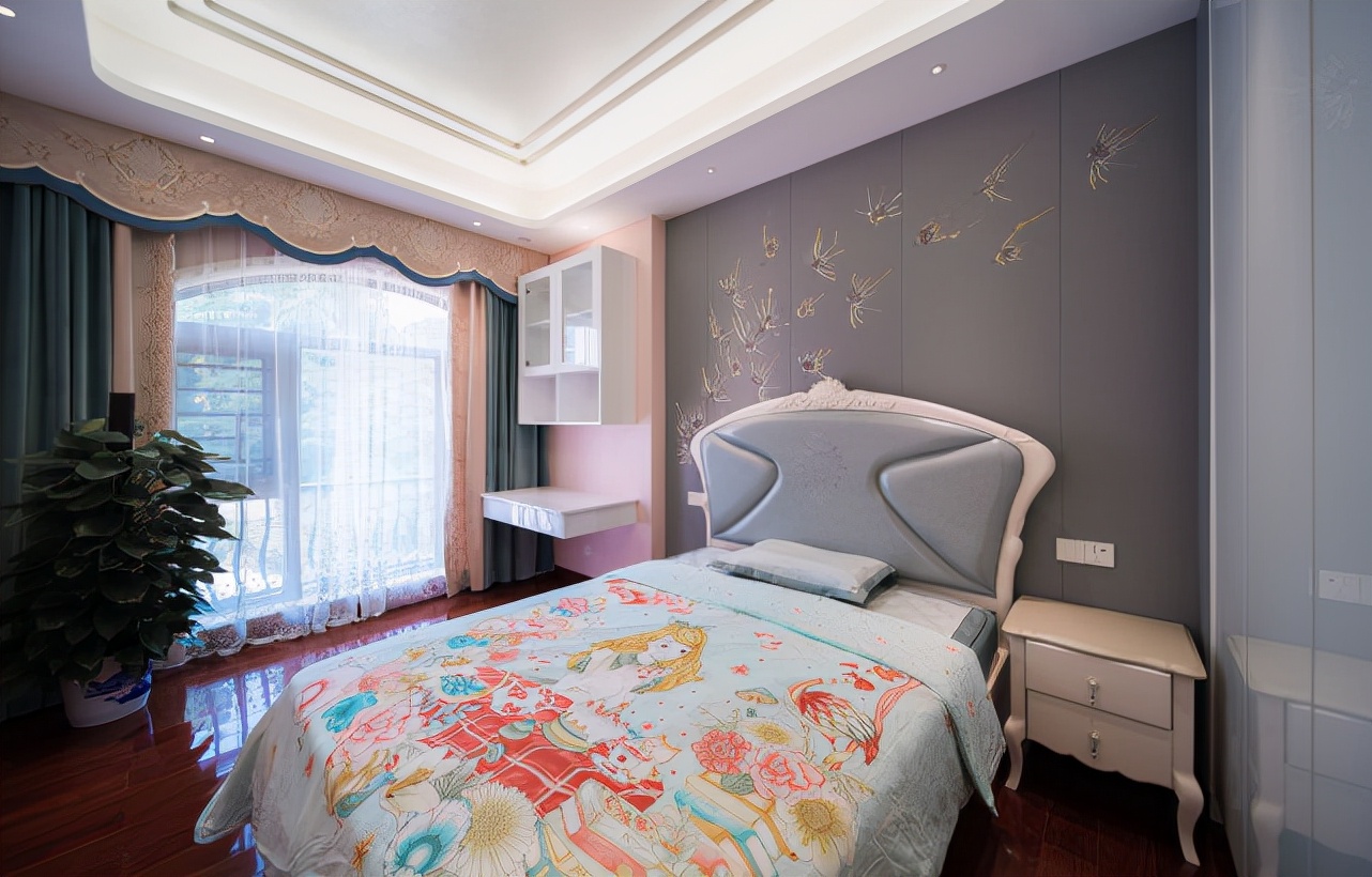 150平中式设计青翠色玉石背景墙，打造“温润如玉”的大宅空间