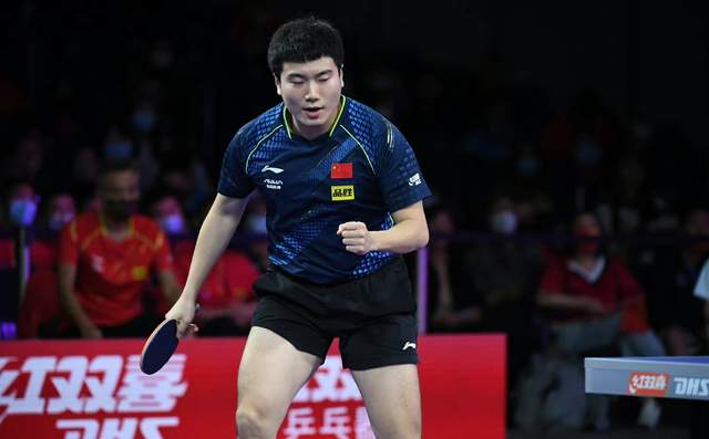 樊振東|樊振東4-1打進決賽！連續(xù)淘汰3位主力隊友，決賽迎戰(zhàn)19歲黑馬小將