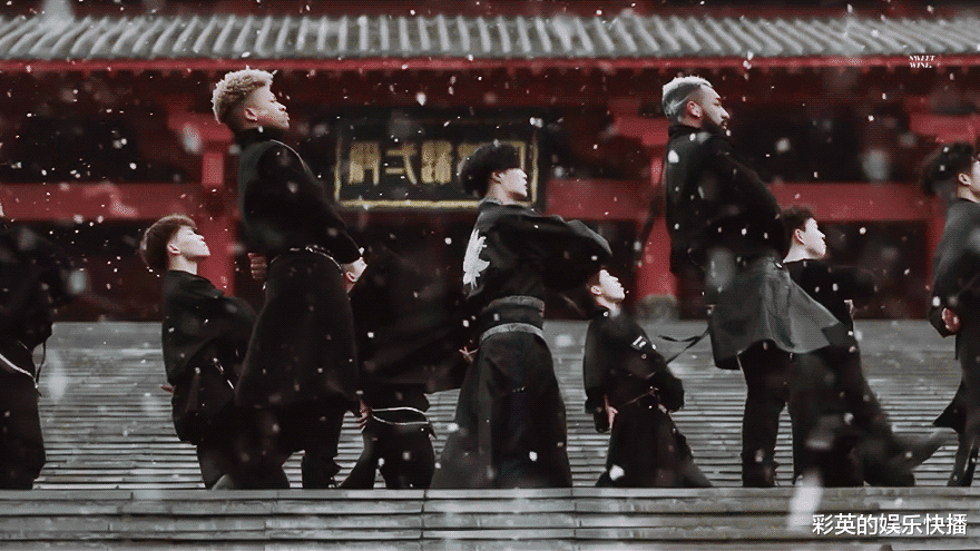 张艺兴|张艺兴:“我没别人长得好,长得高,没别人家境好,我只能用命拼!”