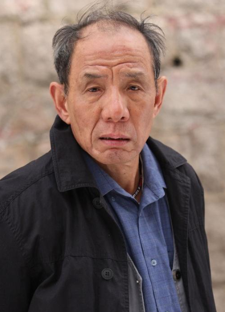 魏宗万|老戏骨魏宗万：被导演跪求演戏，入行38年买不起房，83岁仍未息影