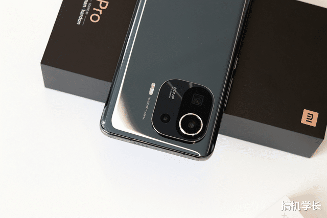 小米科技|2021年年底买手机，为什么懂行人推荐这几款？优点藏不住