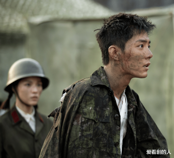 顾一野|王牌部队：高粱跳悬崖活下来，张飞救顾一野牺牲，肖战哭戏破防