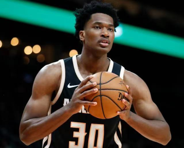 安東尼·戴維斯|剛剛！湖人簽下2米11大漢！濃眉哥他都敢扣！和霍華德一樣硬啊！