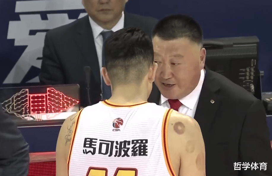 山西男篮|终结深圳队9连胜！山西队2021年完美收官 杨学增道3点赢球原因