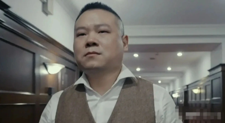 吉娜·爱丽丝|《德云斗笑社》太好哭，全员剧本杀看得太过瘾，但演技上有参差