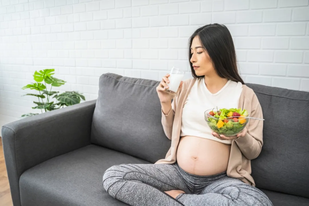 笑看人生和平最真|这三种营养元素,妈妈产后千万别忘了补!