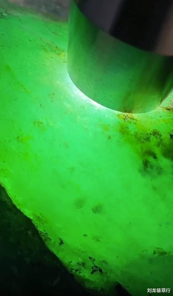 翡翠|翡翠原石之水沫之辩