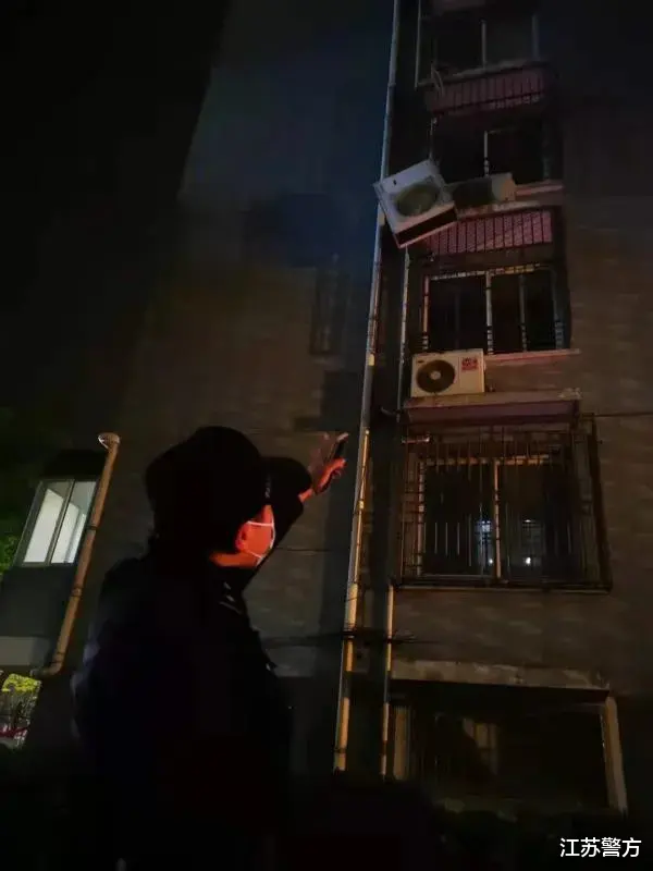 江苏警方 灾情就是命令！江苏警方迅速投入抢险救灾全力守护人民群众生命财产安全