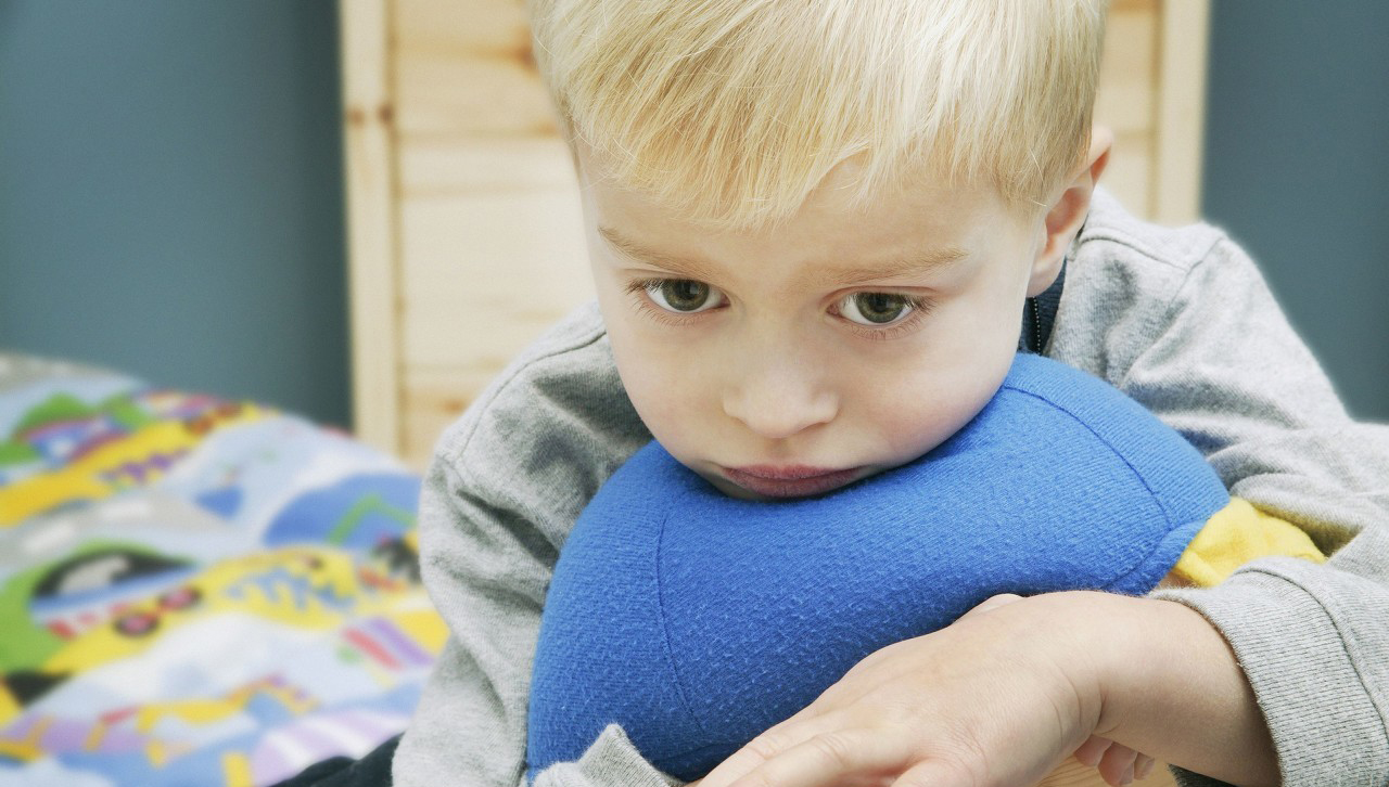 芸芸聊育|如果你总是忍不住对孩子发火,你需要知道这两个道理,做父母的应该看看