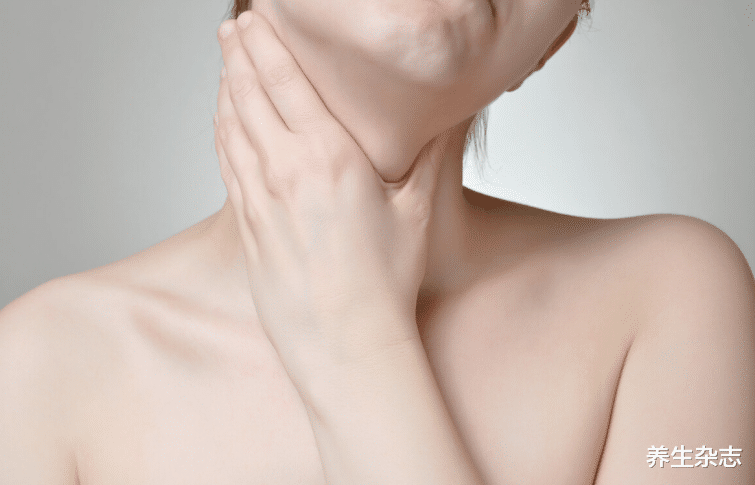 甲状腺癌|夫妻双双确诊甲状腺癌,炒菜时常放1物,铁打的甲状腺也扛不住