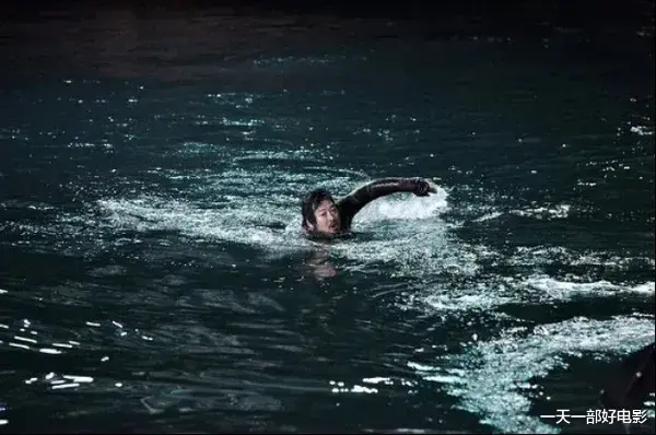 暗黑|血腥敢拍、尺度惊人的暗黑扛鼎之作《黄海》