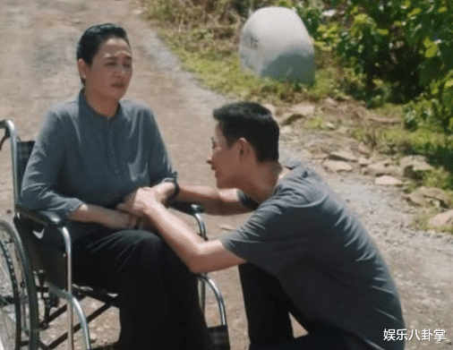 巩俐|罗晋“妈妈”曾是中戏校花，名气不输巩俐，咖位高过史可